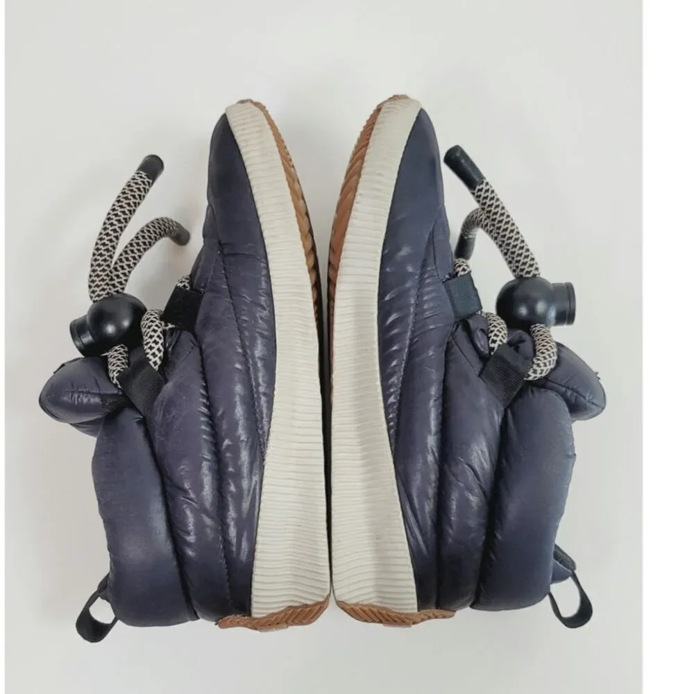 Sorel Out N About Puffy Lace Snow Boots in Navy Blue, sz 8.5